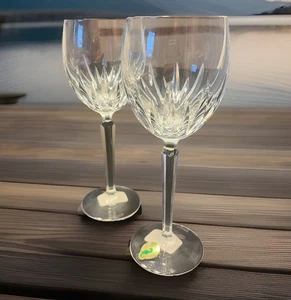 (2) Waterford Crystal WYNNEWOOD White Wine Glasses – Retired 2015 NEW With Boxes - Picture 1 of 5