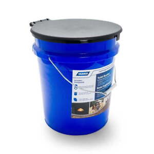 Camco Portable Toilet Bucket w/Seat and Lid Attachment - Holds 5 Gallons (41549)