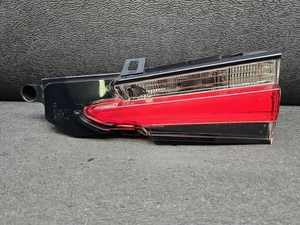 OEM 2015-2017 LEXUS NX200T NX300H RIGHT TAIL LIGHT PASSENGER INNER 81581-78030 - Foto 1 di 24
