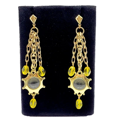 Pendientes perforados colgantes de cadena tono dorado con cuentas de vidrio amarillo con forma de sol única Foto 1 de 4