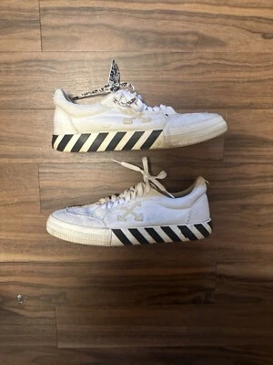 Zapatillas bajas “vulcanizadas” OFF WHITE Foto 1 de 4