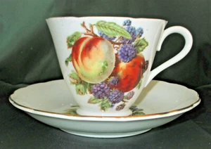 Royal Halsey Footed Cup & Saucer RYH2 Peach Blackberry Gold Trim - Picture 1 of 11