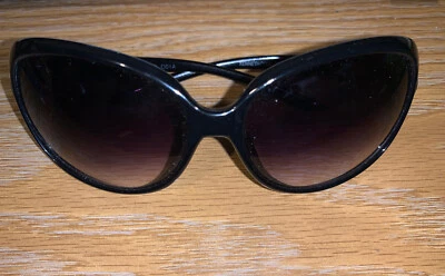 Vintage Kenneth Cole Reaction sunglasses - Image 1 of 4
