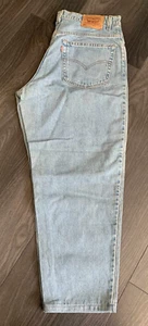 Pantalones de mezclilla Levi`s 560 calce holgado W38-L30 para hombre pierna recta azul claro - Imagen 1 de 5