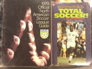 ¡Guía oficial de la Liga de Fútbol de América del Norte 1979 y fútbol total de 1976! - Imagen 1 de 2