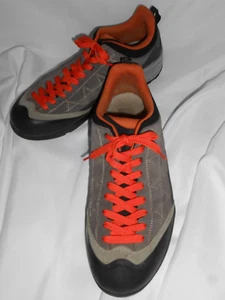 Men's Scarpa Brown with Orange Laces Shoes Sneakers Size 11.5 - Picture 1 of 14