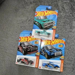 🔥🔥Hot Wheels Mazda Repu, (2) Different Limited Grips $12🔥🔥 - Picture 1 of 17