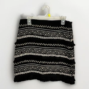 Anthropologie Chloe Oliver minigonna azteca con perline, taglia Med bianco e nero - Foto 1 di 7