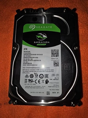 Seagate BarraCuda 8TB Internal HDD 3.5in SATA 6 Gb/s 5400 RPM (ST8000DM004) - Image 1 of 4