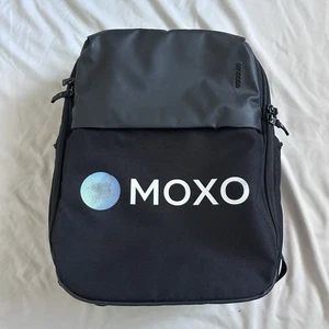 Mochila de viaje Incase para computadora portátil Moxo - Imagen 1 de 18
