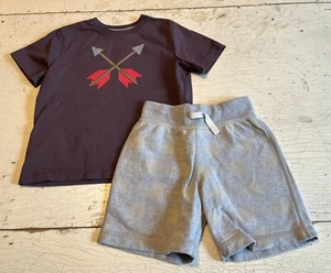 Boy's HANNA ANDERSSON Size 100 (4) Arrow Shirt + Gray Shorts Set - Picture 1 of 2