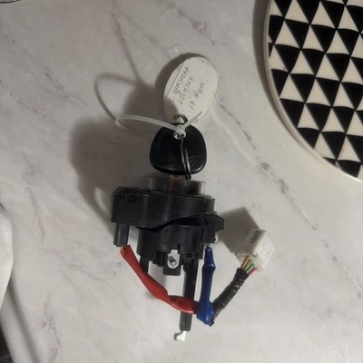 Interruptor de encendido y llave Hyundai Sonata 11-14 Foto 1 de 4