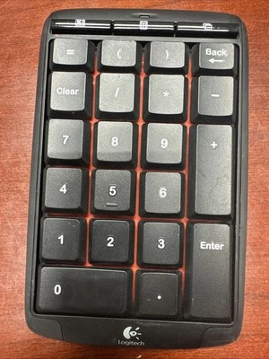Logitech Wireless Number Key Pad Model N305 (NO DONGLE) T19 - Image 1 of 3