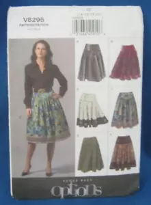 Vogue Easy Options Pattern 8295 Skirt Size 14-16-18-20 Complete - Picture 1 of 3