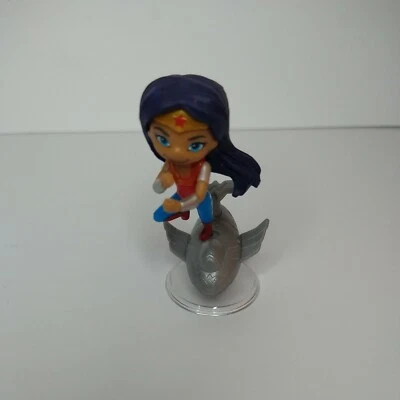 Figura DC Super Hero Girls Mini Wonder Woman Mini figura de 2" pulgadas Mattel 2016 Foto 1 de 3