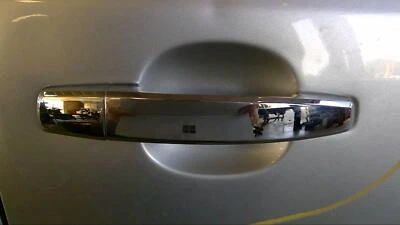 Maçaneta externa dianteira direita usada serve: 2014 Chevrolet Captiva porta esportiva fr - Imagem 1 de 4