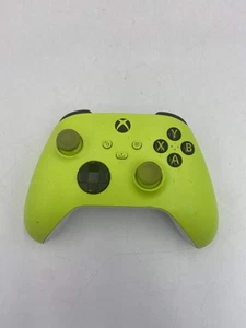 Microsoft Xbox Series X|S Wireless Controller Velocity Green 1914 - Picture 1 of 3