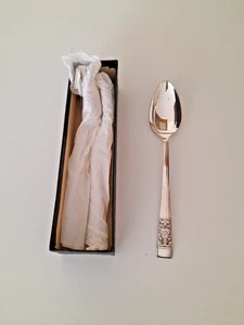 Vintage Community silver plate Hampton Court Dessert Spoons X 6 Unused Boxed. - Picture 1 of 4
