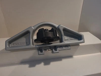 Toyota TUNDRA '07- '21 GENUINO FABRICANTE DE EQUIPOS ORIGINALES NUEVO Abrazadera de riel de cama con tacos de amarre PT278-0C010 Foto 1 de 4