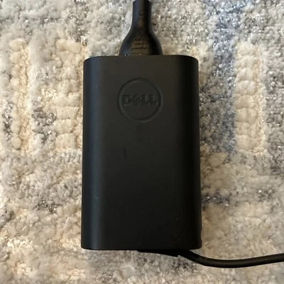 Original DELL AC-ADAPTER 45W 19.5V LA45NM131 CN-0CDF57-72438 - Image 1 of 4