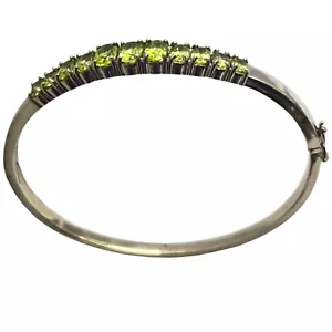 Vintage Sterling Silver Natural Peridot Hinged Bangle Large Bracelet - Picture 1 of 9