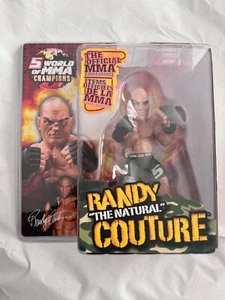 RANDY COUTURE Round 5 MMA Series 1 Green Shorts Error Variant UFC Figure rare - Picture 1 of 2