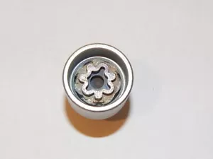 Neu Original Audi Radbolzen Master Key Adapter 4F0698139C 812 - Bild 1 von 7