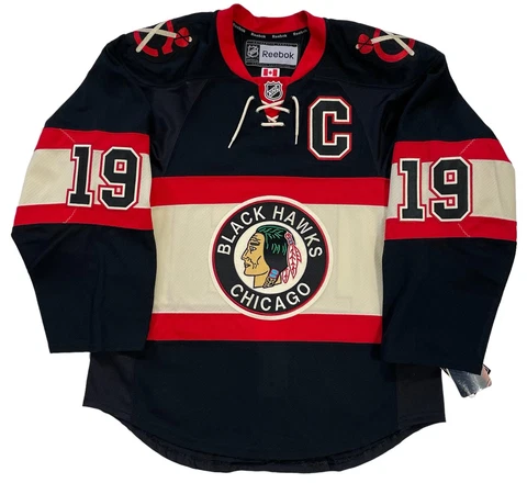 JONATHAN TOEWS 7287 EDGE AUTHENTIC REEBOK BLACK ALTERNATE JERSEY SIZE 50 Cover
