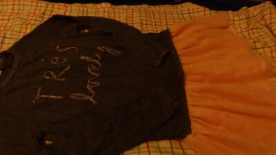 Usado en Excelente Condición Vestido Suéter H&M para Niñas, Talla 6-8Y FALDA LINDA GRIS/MELOCOTÓN  Foto 1 de 4