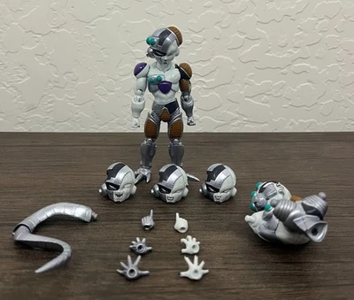 S.H. Figuarts Dragon Ball Z: Mecha Frieza - Image 1 of 4