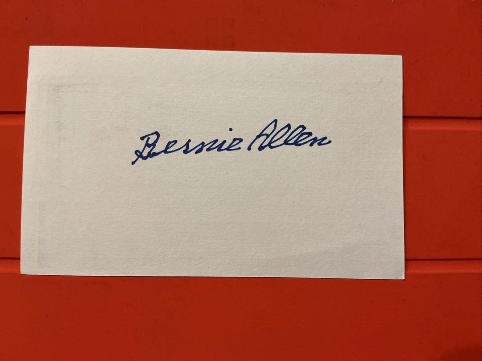 Bernie Allen🔥🔥MLB Debut: 1962 Minnesota Twins🔥🔥Autograph 🔥🔥 - Image 1 of 1