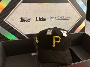 Topps Lids Mitchell & Ness Player Chase Series 2 Roberto Clemente NEW w/Pins - Picture 1 of 2