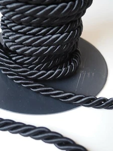  SILKY CORD TWISTED ROPE TRIM BRAID FURNISHING PIPING CUSHIONS UPHOLSTERY 5 MM - Picture 1 of 22
