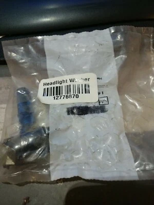 NEW OE Saab 9-5 RH Headlight Washer Nozzle 12776870 FIts 2010 2011 - Image 1 of 2