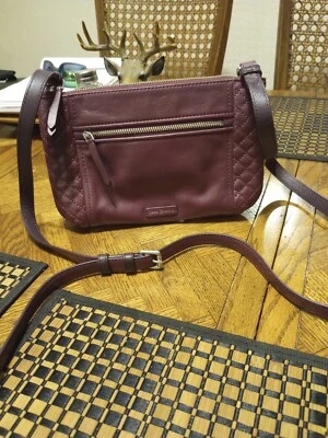 Nuevo Cartera Bandolera de Cuero Vera Bradley Foto 1 de 4