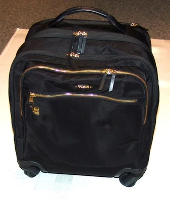TUMI VOYAGEUR/OSONA COMPACT CARRY ON/Laptop Bag LUGGAGE/SUITCASE Barely Used - Image 1 of 4