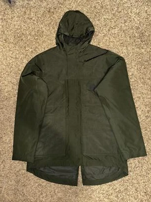 Chaqueta térmica Nike LeBron James para hombre verde secuoya proteger muestra Foto 1 de 4