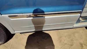 2002 Ford Windstar Passenger Right Rear Moulding From Door Back Trim Blue Lv Ts - Picture 1 of 7