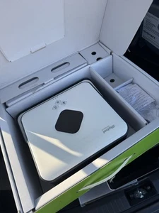 iRobot Braava 375 Floor Mopping Robot  (No Navigation Cube) - Picture 1 of 9