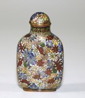 A CHINESE CLOISONNE ‘MILLE FLEURS’ SNUFF BOTTLE, QING DYNASTY 339