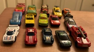 VINTAGE 1990's LOT OF 15 MATCHBOX HOT WHEELS TOY CARS Mattel Die Cast Scale 1:64 - Picture 1 of 3