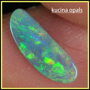 0.65ct Australian Natural BLACK OPAL KucinaOpals + VIDEO - Picture 1 of 7