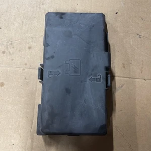 2014-2021 Jeep Cherokee Fuse Box Lid/Cover Fusebox OEM - Picture 1 of 10