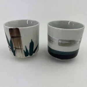 Juego de 2 tazas de té japonesas vintage tazas de saki tazas de salsa de cerámica pintadas a mano - Imagen 1 de 6