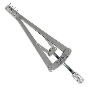 ALM Eye Retractor self retaining Ophthalmic Speculum Retractor Instruments 4 x 4 - Picture 1 of 2