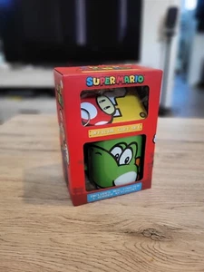 Super Mario Yoshi Limited Gift Tasse, Untersetzer + Schlüsselanhänger - Bild 1 von 2