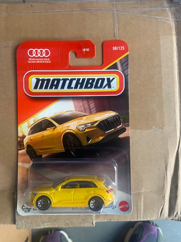 Matchbox 30782 1:64 Cars - Yellow