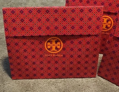 Bolsa de regalo con logotipo de Tory Burch, rosa y morado. 12"L x 10.5"H x 5"W, Lote de 3 Foto 1 de 4