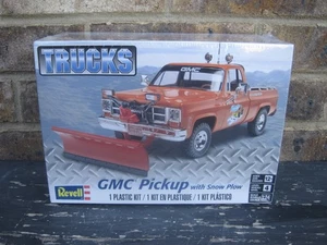 Revell 85722210100 GMC Pickup mit Schneepflug: Modellbausatz Maßstab 1:25 VERSIEGELT - Bild 1 von 5