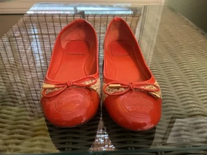 Tory Burch Womens Size 7 Orange Patent Leather and Straw Ballet Flats - Picture 1 of 10